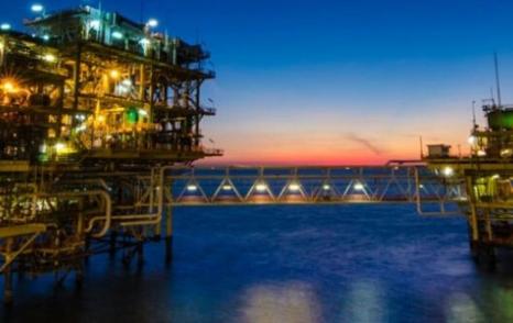 AIE: El objetivo neto-cero significa que no habrá más nuevas inversiones en petróleo y gas