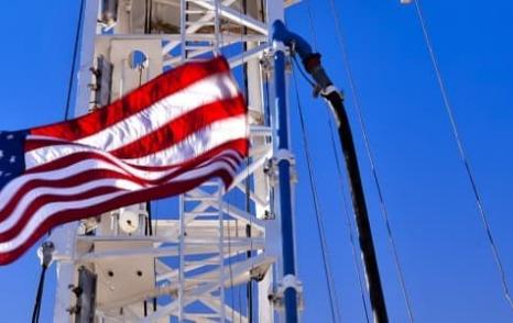 En medio de los esfuerzos de la administración Biden para poner un límite a los precios del combustible, fue la aprobación del proyecto de ley de infraestructura de $ 1 billón patrocinado por los demócratas el fin de semana pasado lo que se convirtió en el último impulsor fuertemente alcista para el petróleo.