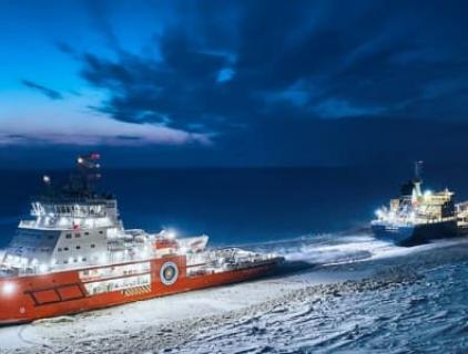 La perforación de petróleo y gas en el Ártico está disfrutando de un gran interés, y no solo de las empresas rusas, a pesar de la prisa política por transformar los sistemas energéticos del mundo y eliminar los combustibles fósiles de ellos.