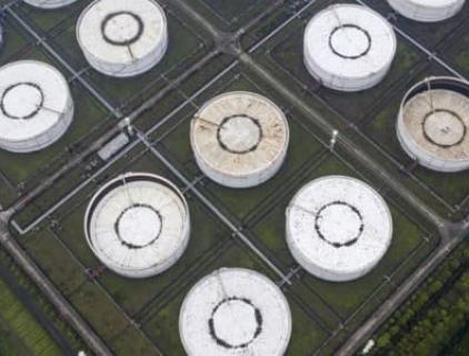 Refinerías independientes en China impulsaron importaciones de petróleo de Irán entre agosto y octubre