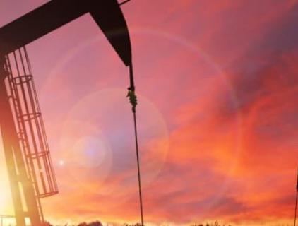 La pandemia de COVID-19 ha tenido un costo particularmente duro en la industria de petróleo y gas económicamente dependiente de Colombia. Colombia necesita desesperadamente aumentar la producción de petróleo y gas.