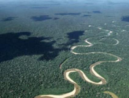 California también está importando más petróleo de la selva amazónica que cualquier otro país del mundo.