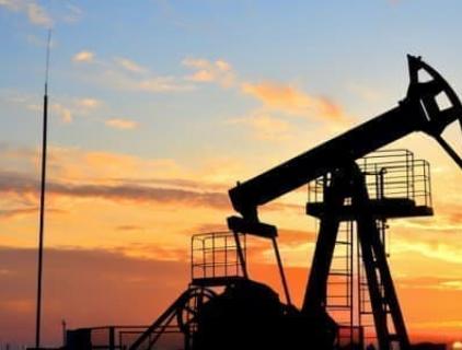 Una recesión podría pesar aún más sobre la demanda mundial de petróleo, aunque muchos analistas son optimistas sobre el petróleo en 2023.